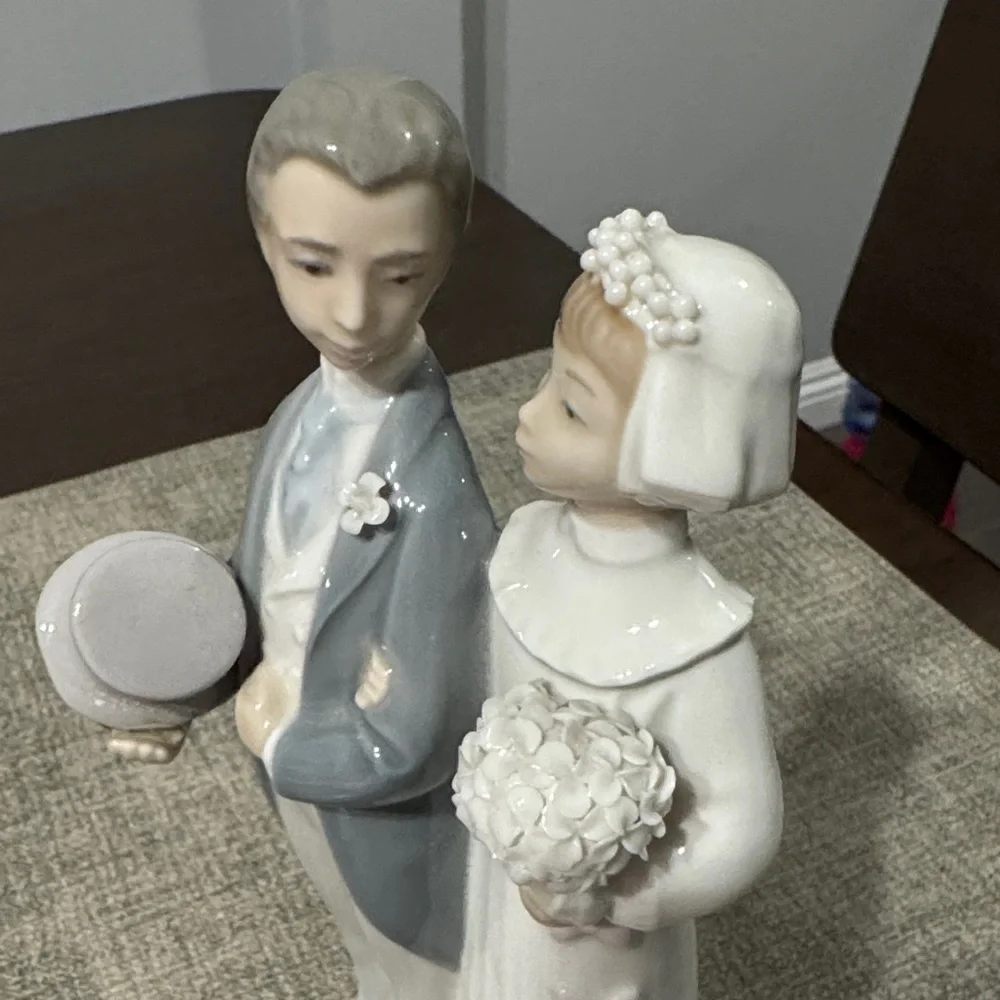 Lladro Porcelain Bride Groom Wedding Cake Topper Handmade in Spain 7.5